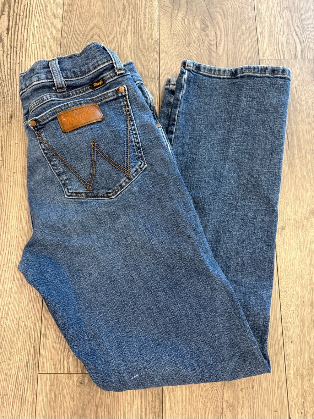Wrangler Slim Fit Cowboy Cut Medium Wash Men’s Size: 34x34 Denim Jean Pants